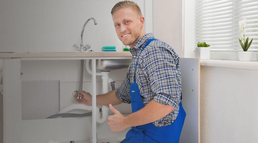 Expert burst pipe repair services in Hays, NC